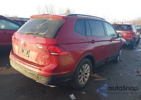 2018 Volkswagen Tiguan 2.0T S z USA, uszkodzony, nr VIN 3VV0B7AX6JM094559